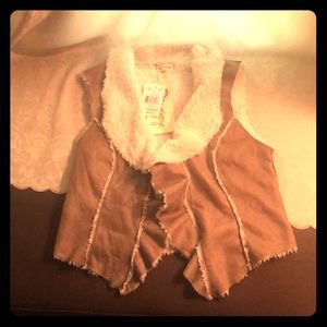 Olsenboye faux fur vest